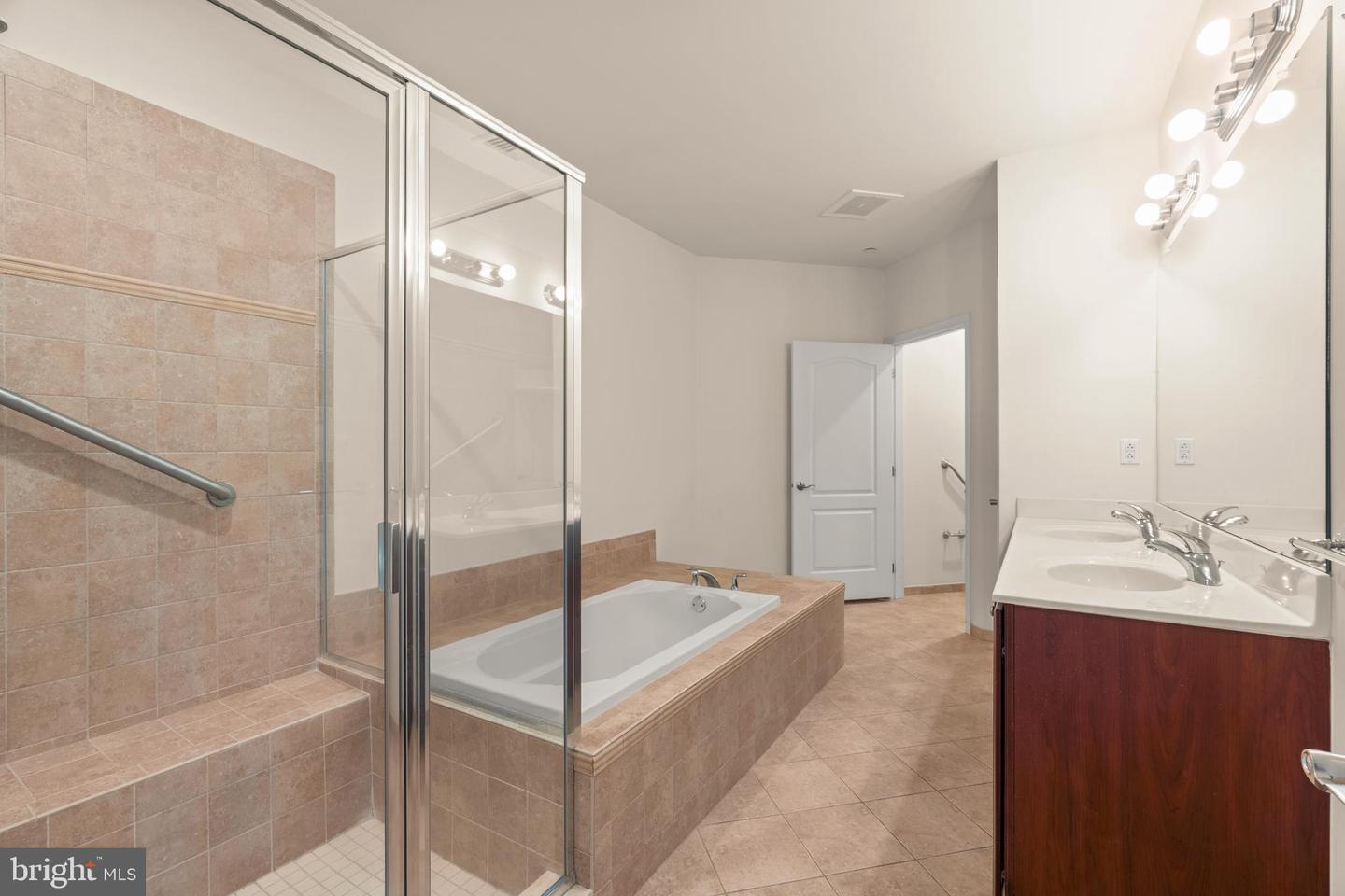 354 Carson Ter Property Photo 24