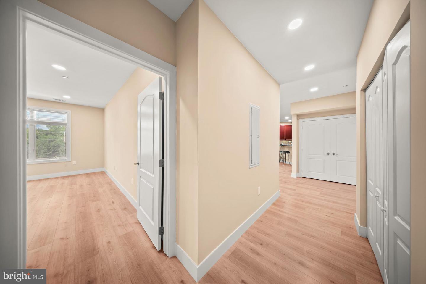 354 Carson Ter Property Photo 28