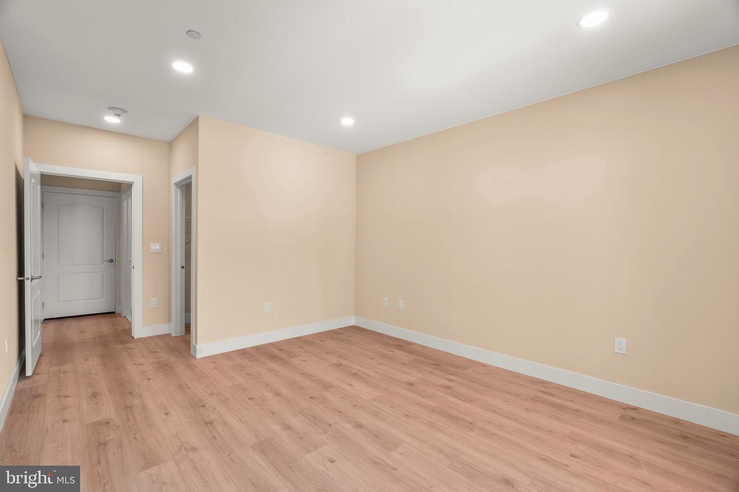 354 Carson Ter Property Photo 30
