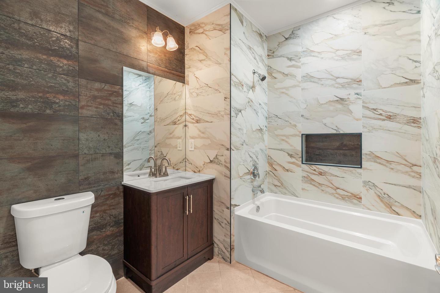 354 Carson Ter Property Photo 32