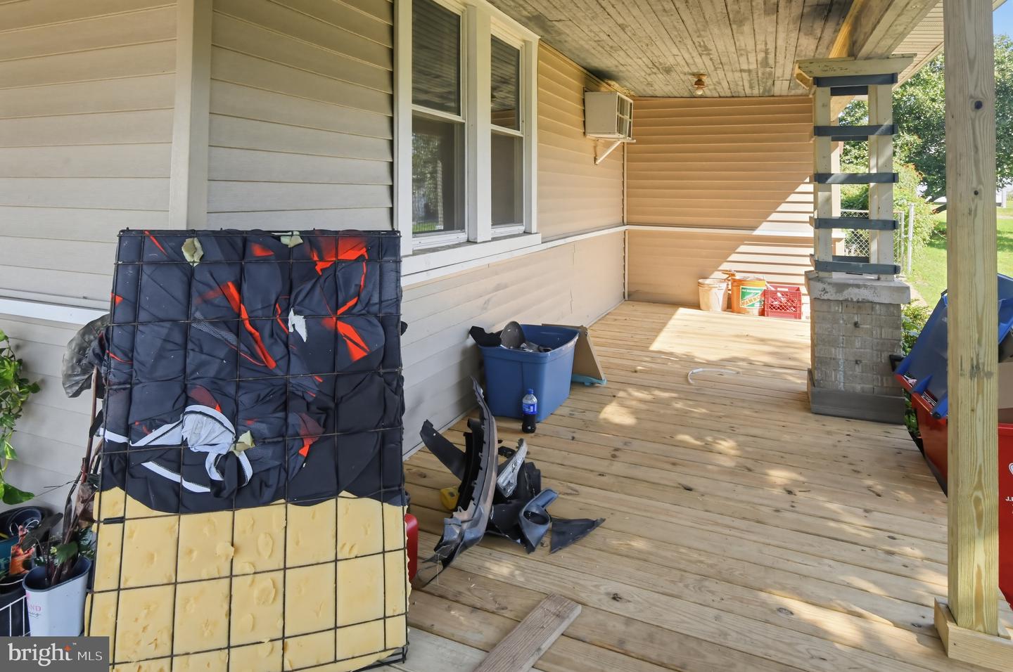 512 Elm St # Property Photo 10