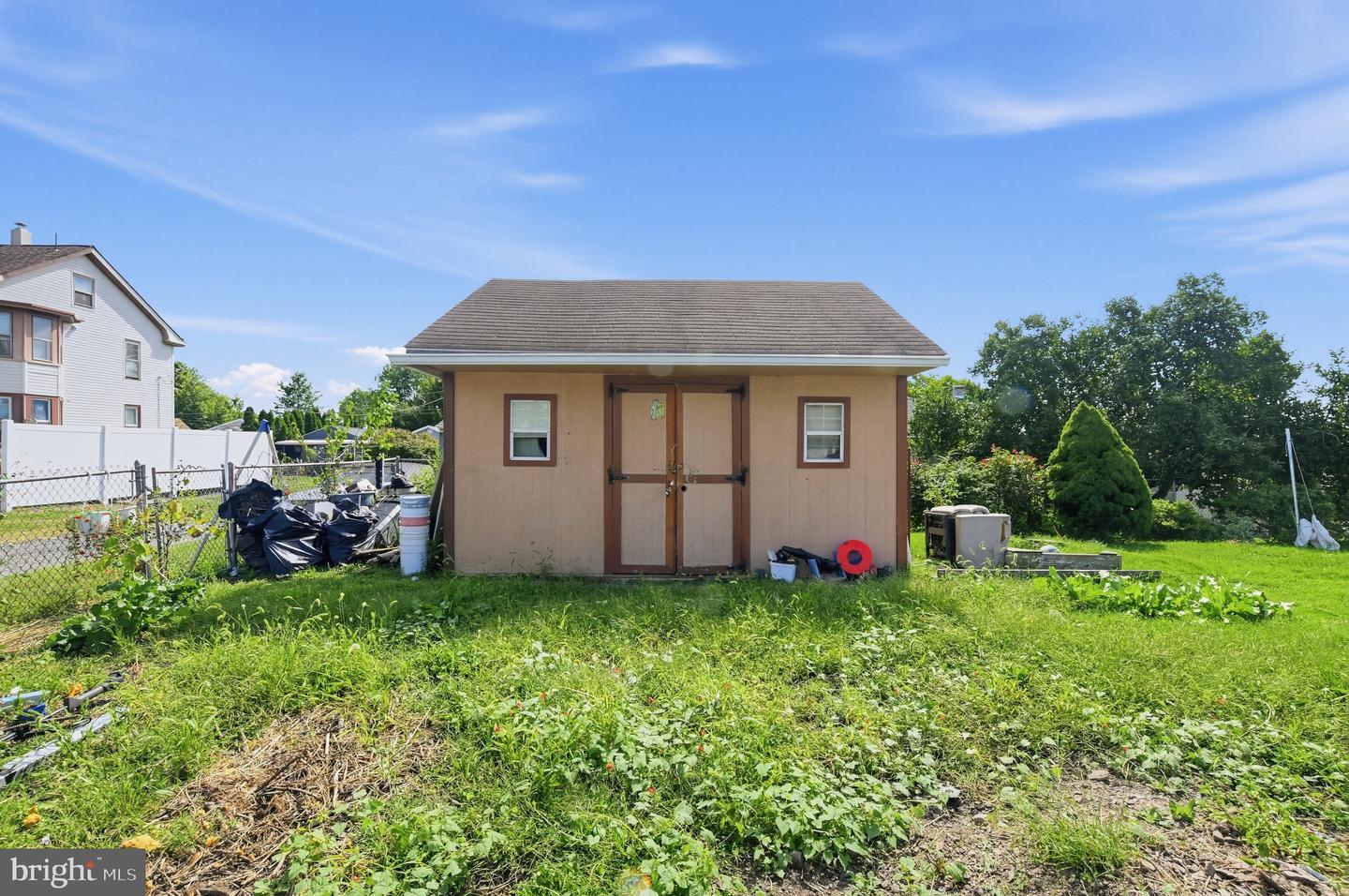 512 Elm St # Property Photo 14