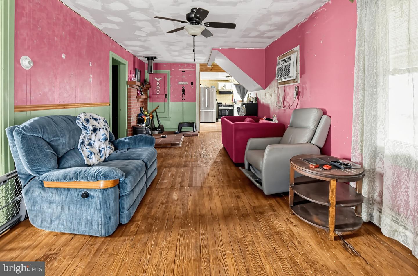 512 Elm St # Property Photo 17