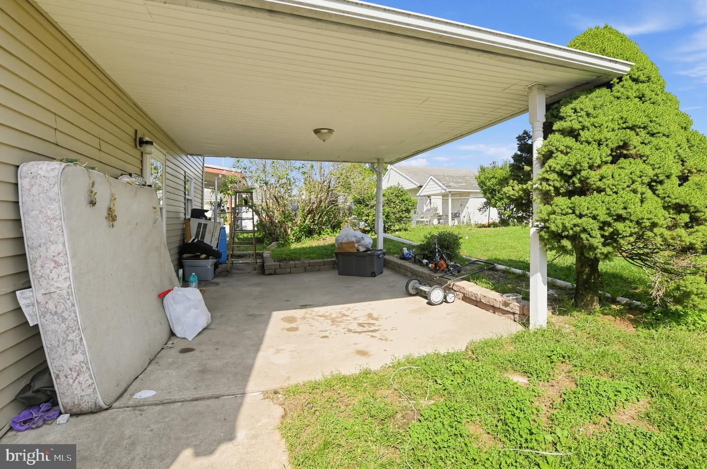 512 Elm St # Property Photo 30