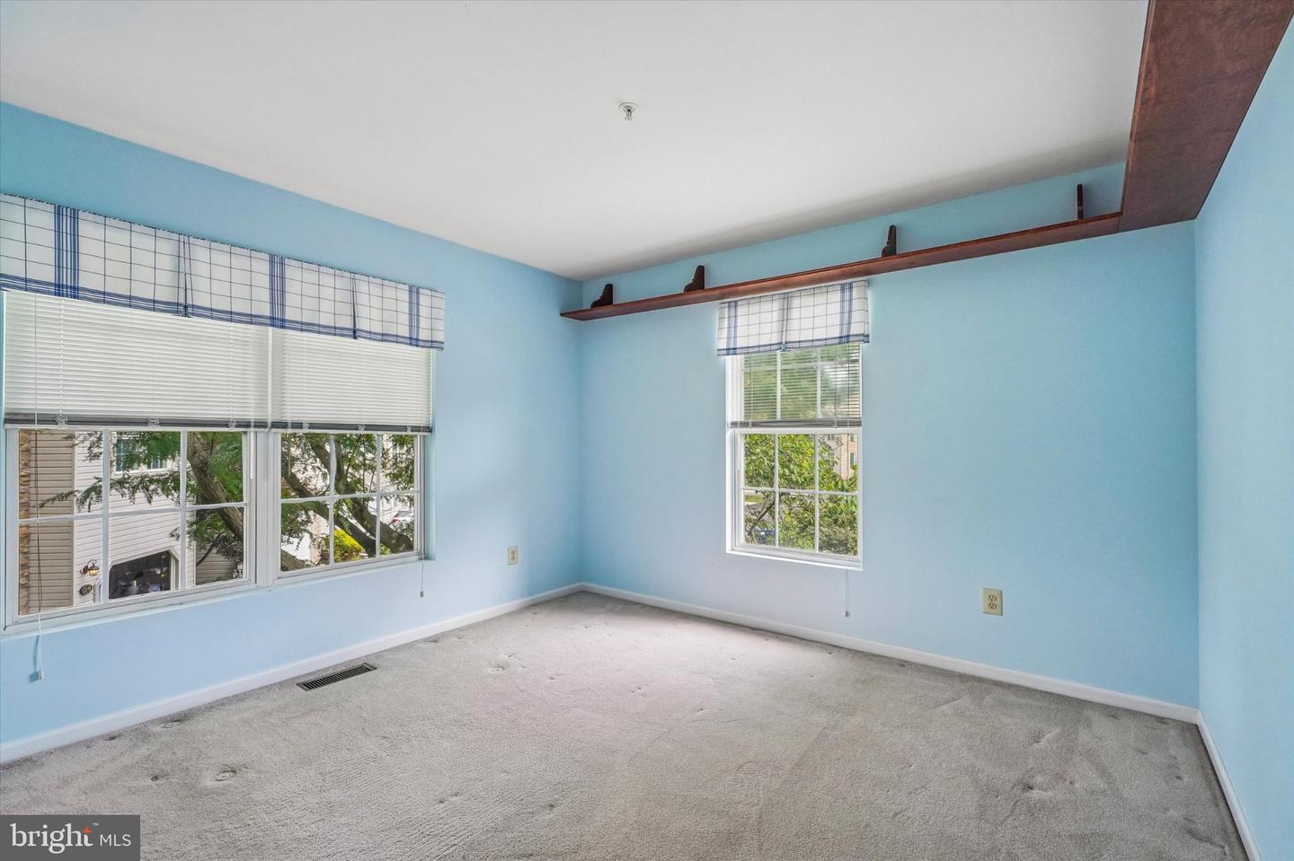 31 Bristol Ct Property Photo 16