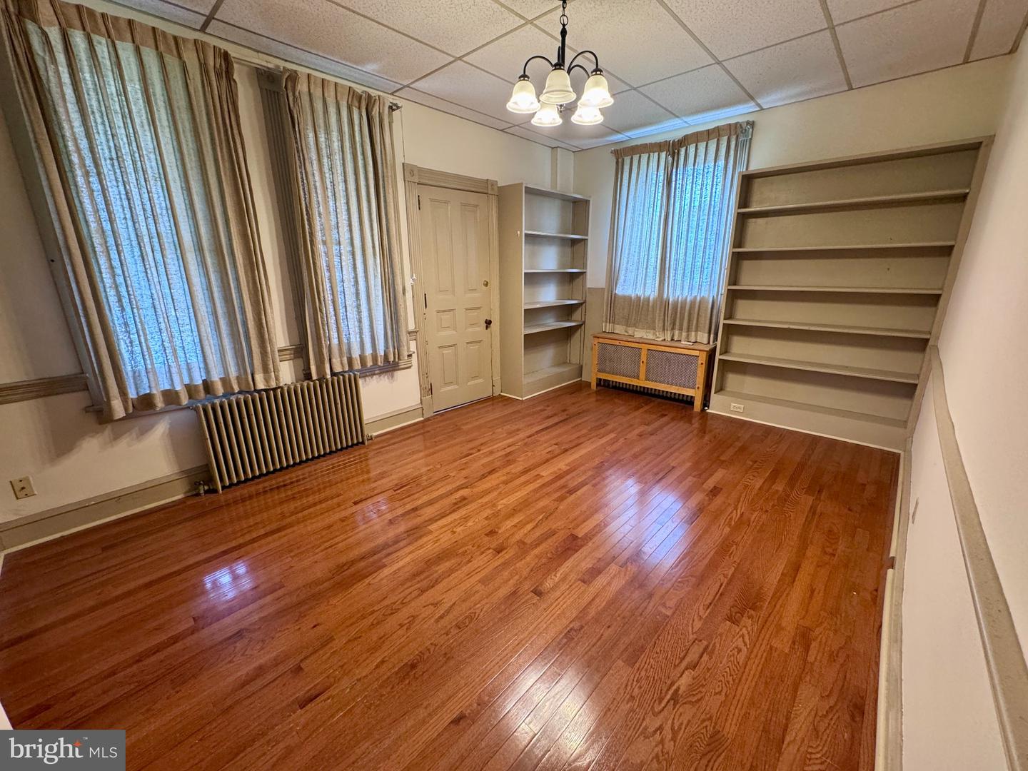 345 King St #2 Property Photo 5
