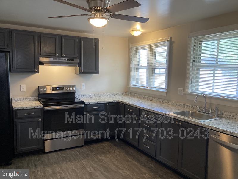 59 WALNUT ST # Property Photo 1