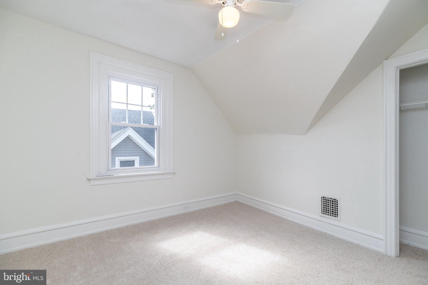 251 Washington Ln Property Photo 35