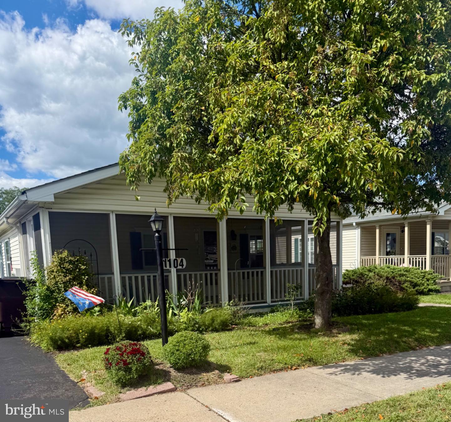 1104 Jfk Dr Property Photo 1