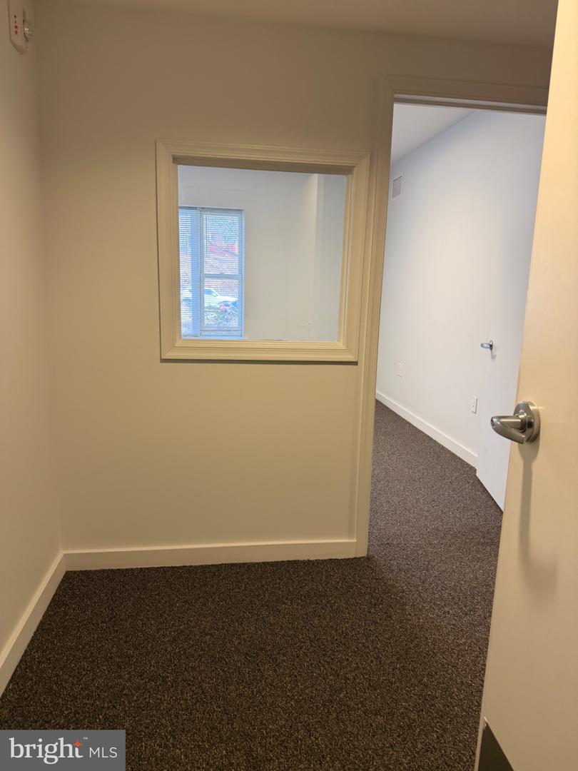 1600 Church Rd #b100 Property Photo 4
