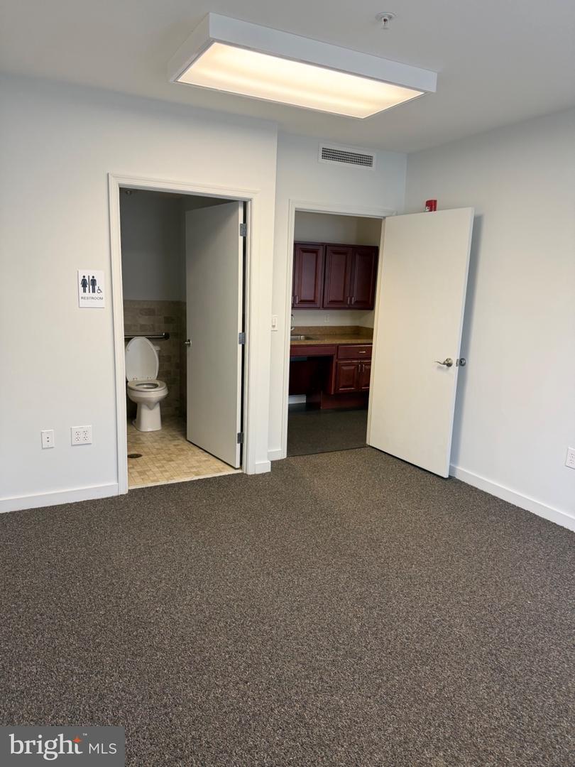 1600 Church Rd #b100 Property Photo 15
