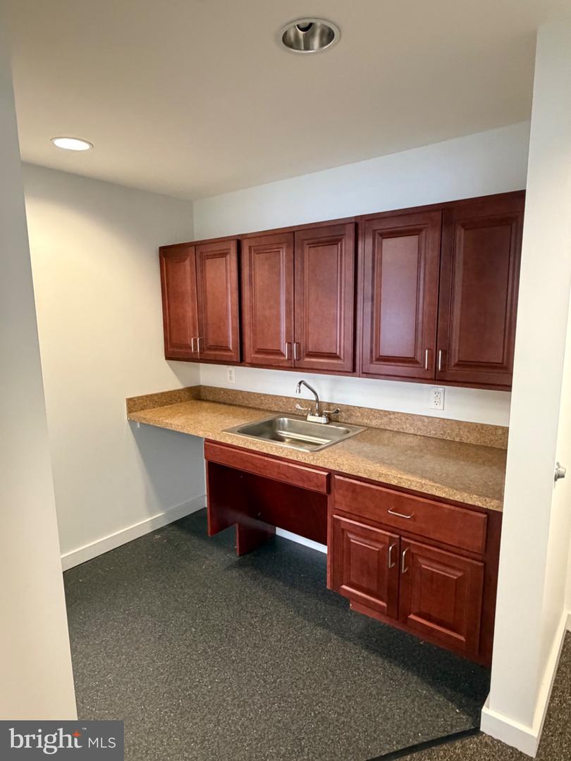 1600 Church Rd #b100 Property Photo 17