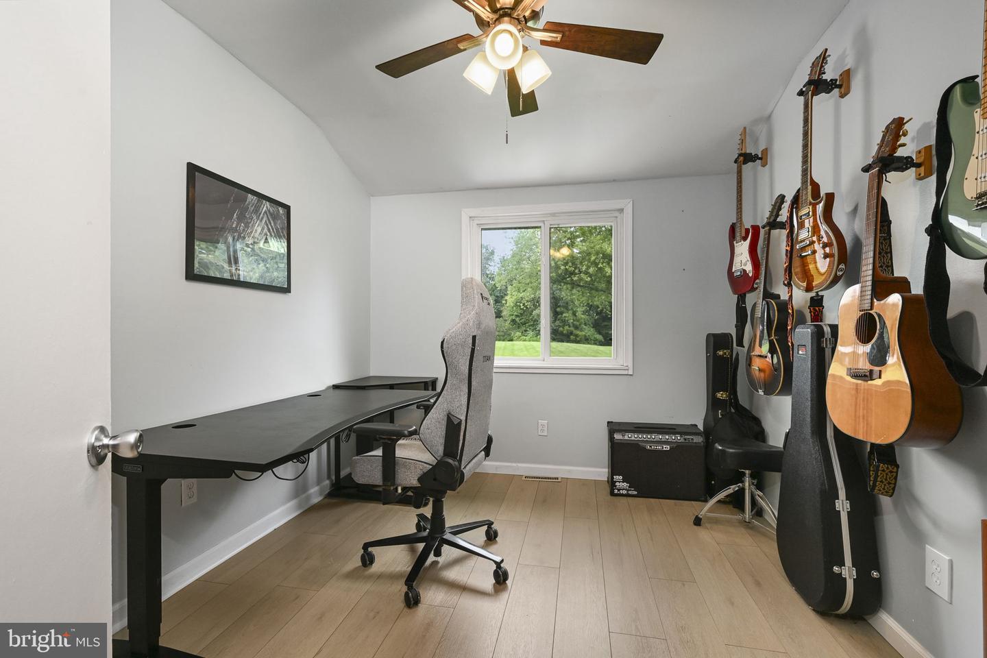 34 Fords Edge Property Photo 24