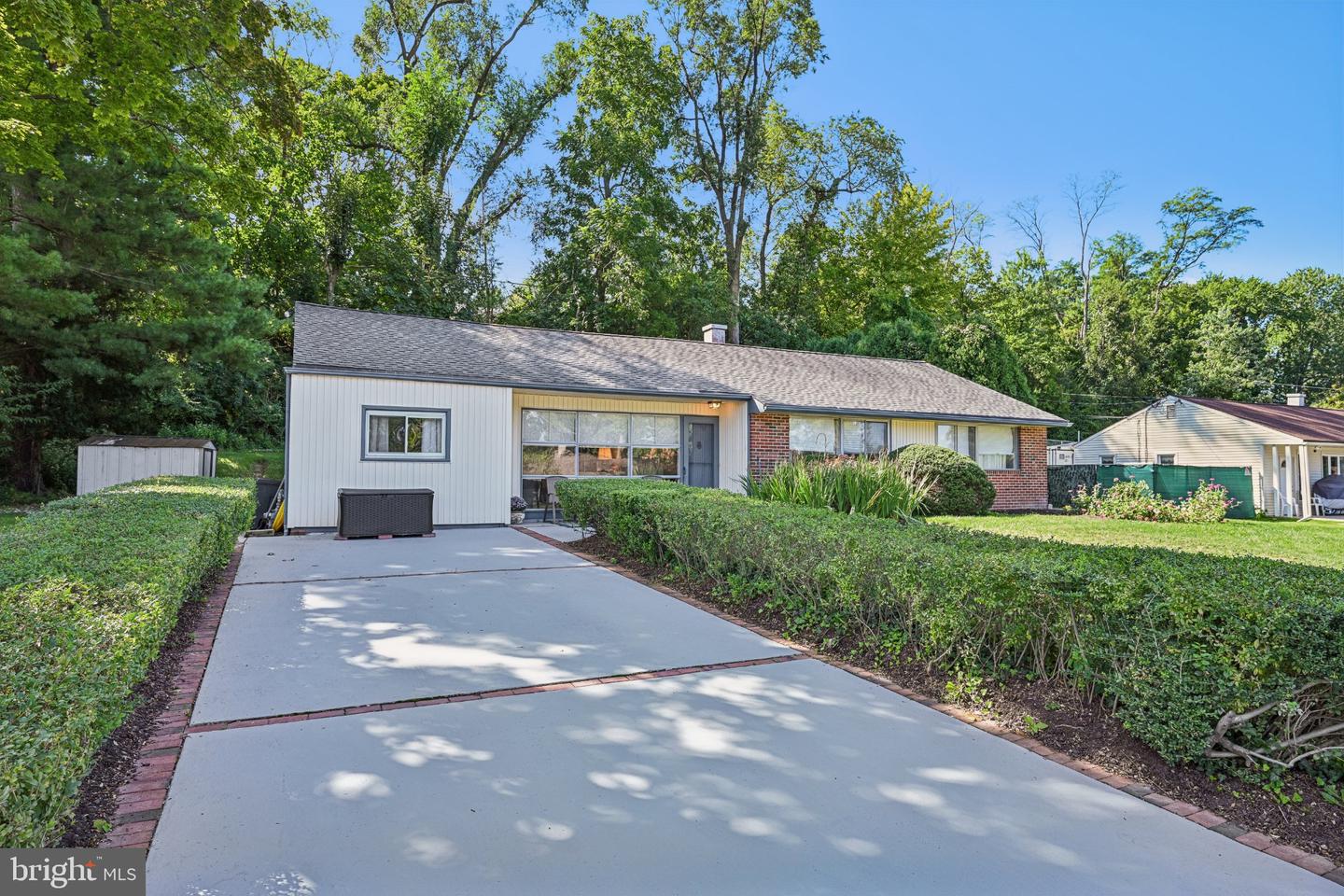 1404 Stotesbury Property Photo 4