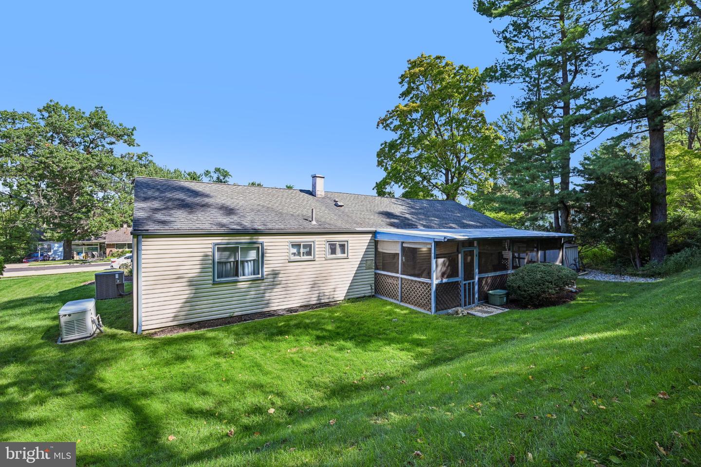 1404 Stotesbury Property Photo 35
