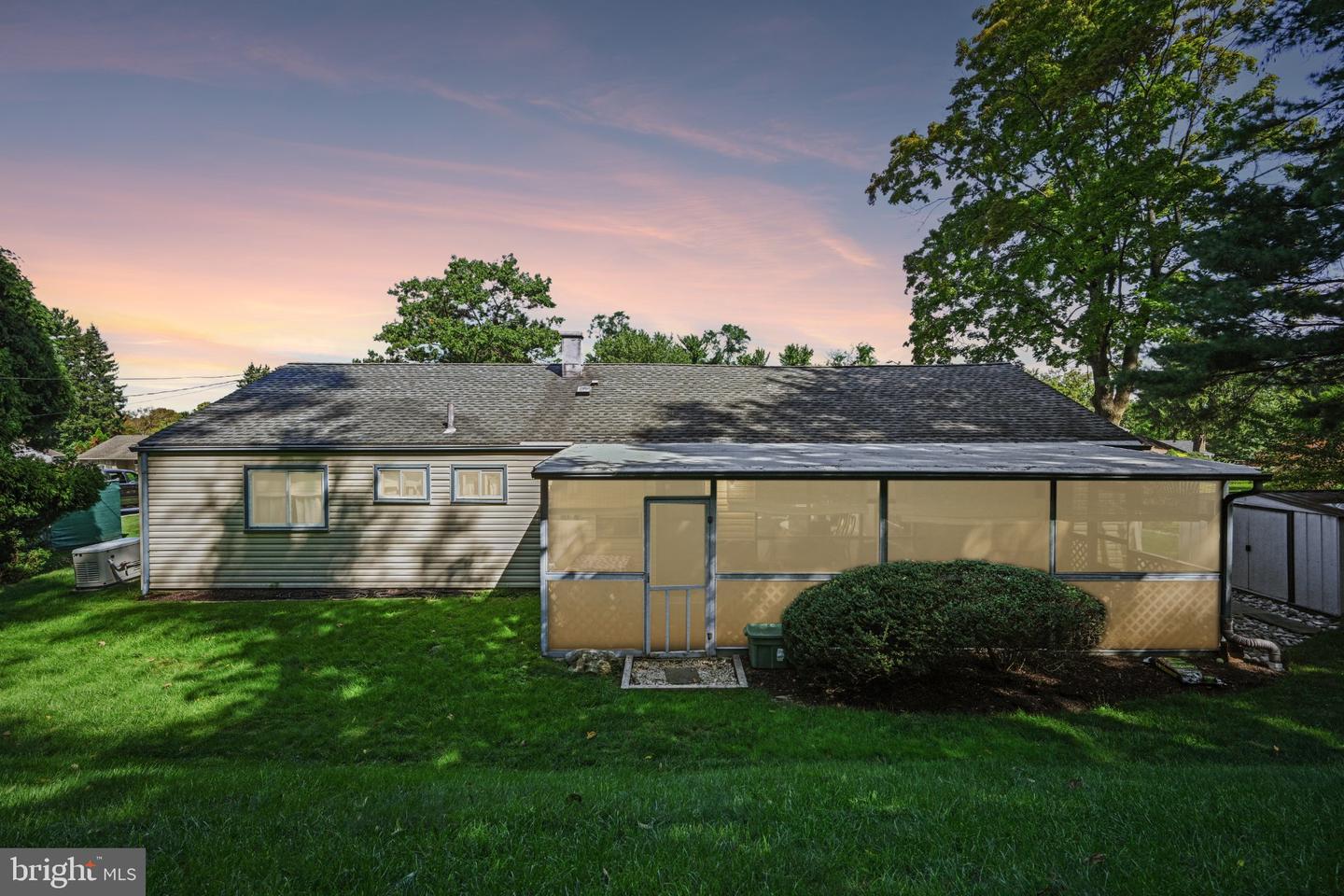 1404 Stotesbury Property Photo 41
