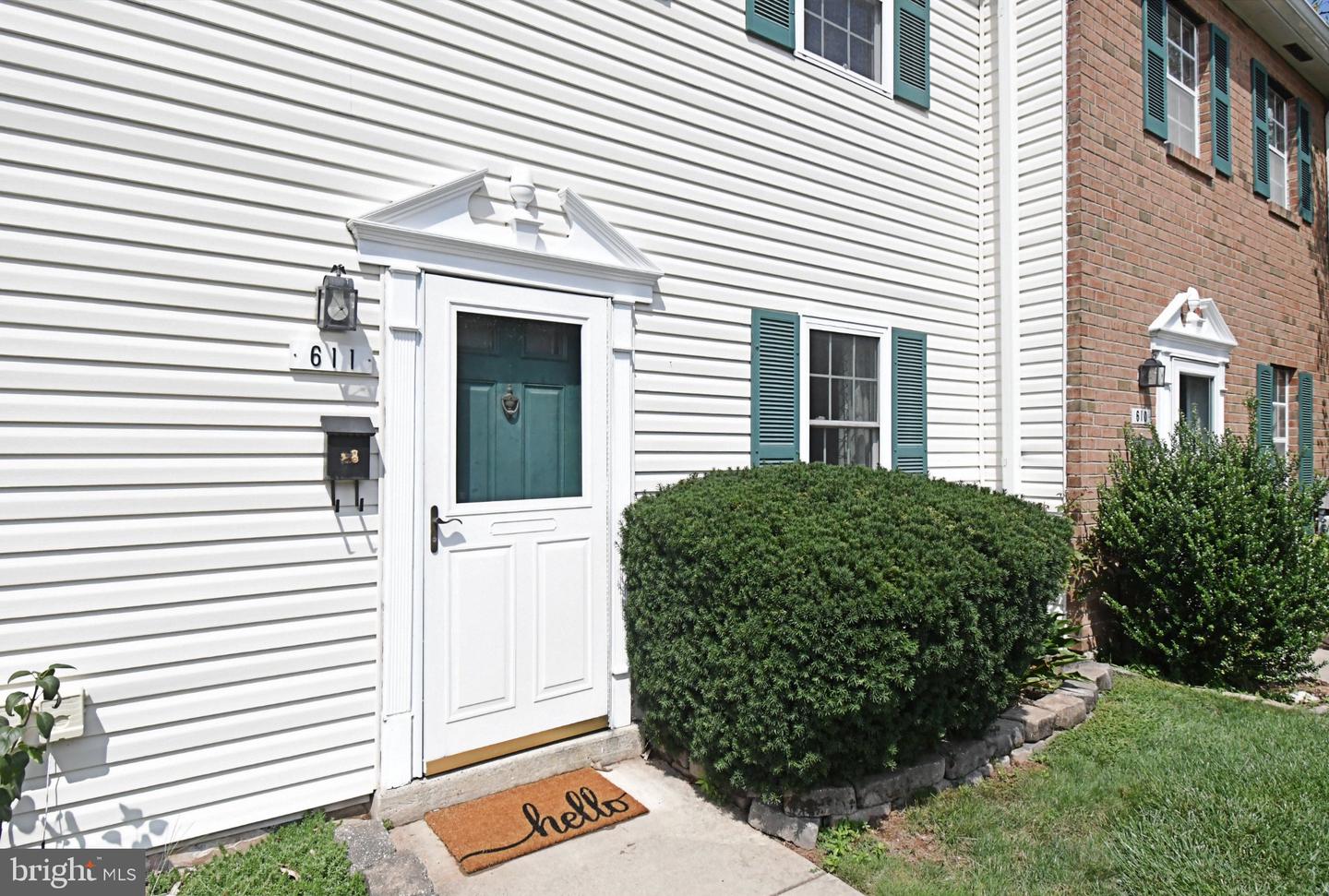 611 Piedmont Ct Property Photo 4
