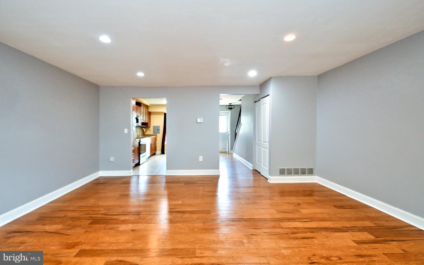 611 Piedmont Ct Property Photo 9