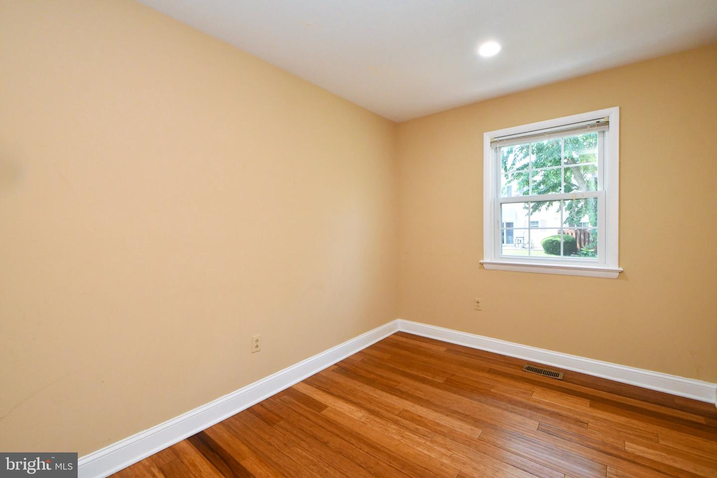 611 Piedmont Ct Property Photo 16