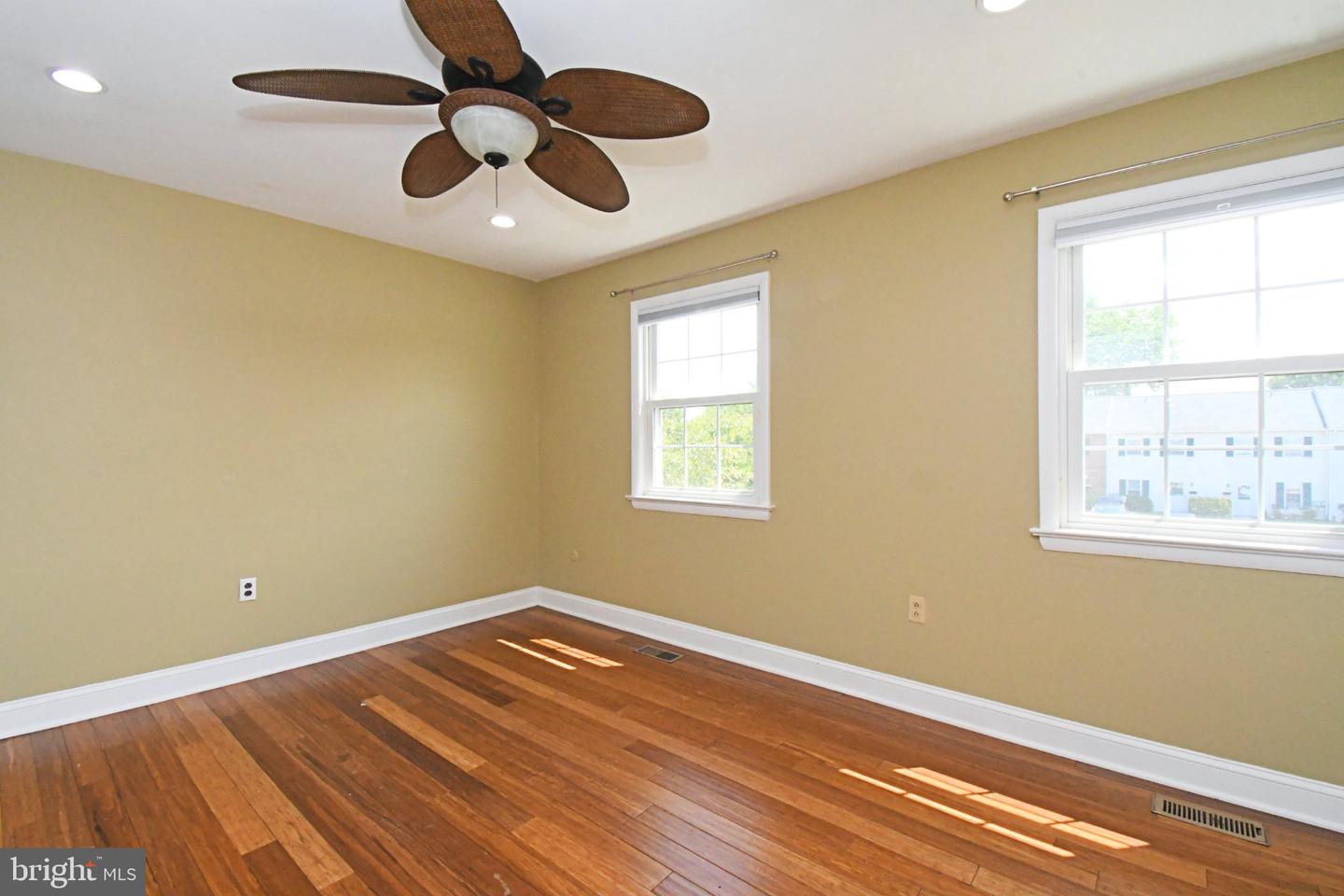 611 Piedmont Ct Property Photo 18