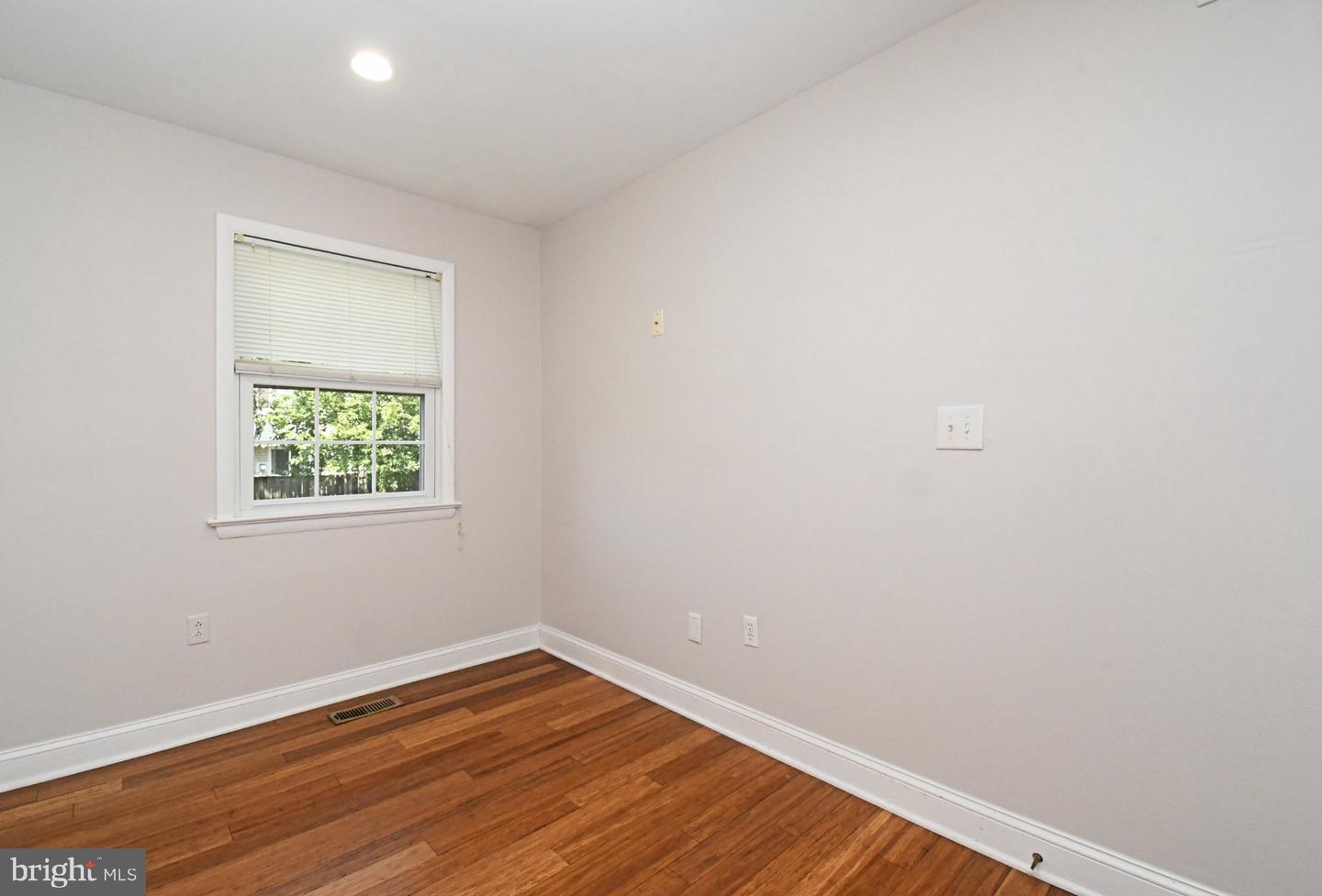 611 Piedmont Ct Property Photo 22