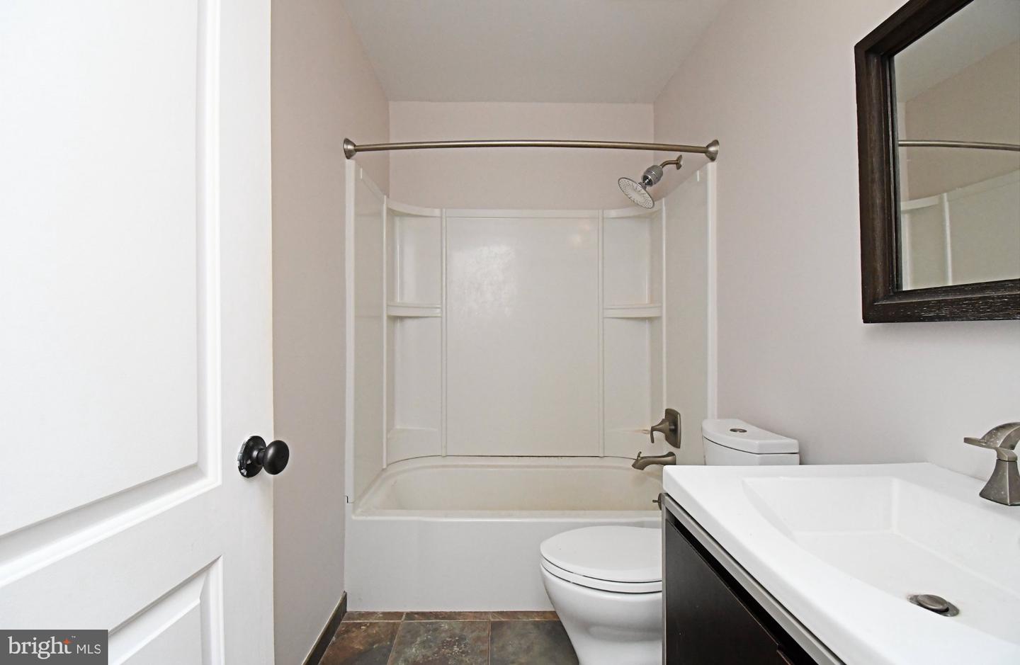 611 Piedmont Ct Property Photo 25