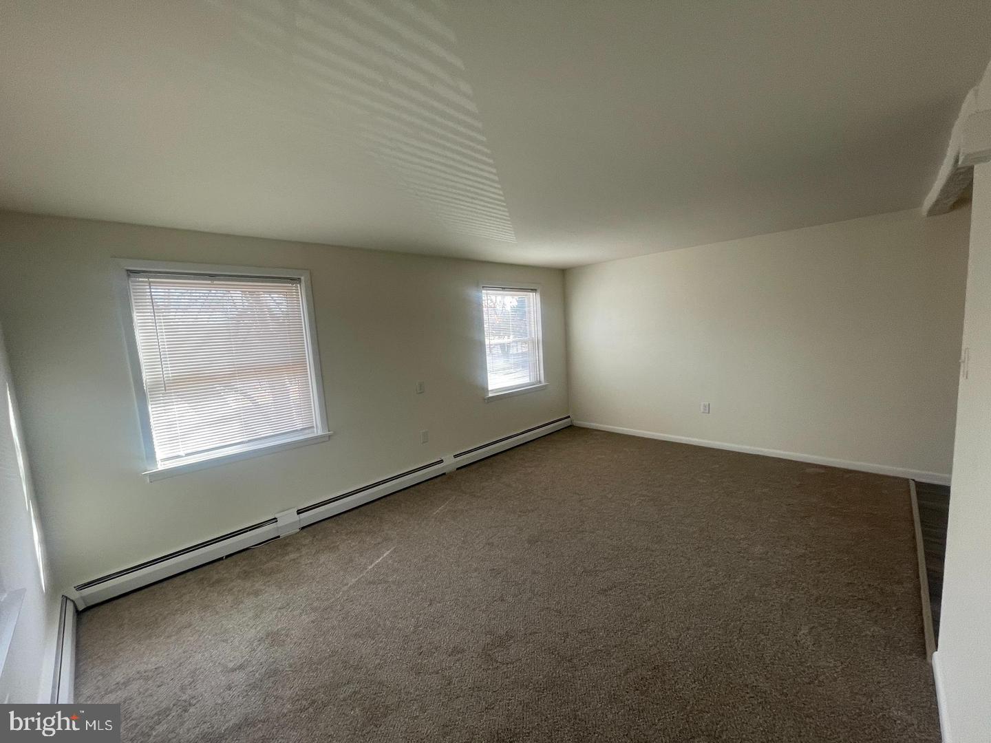 233-b 2nd Fl Roesch Ave #b Property Photo 5