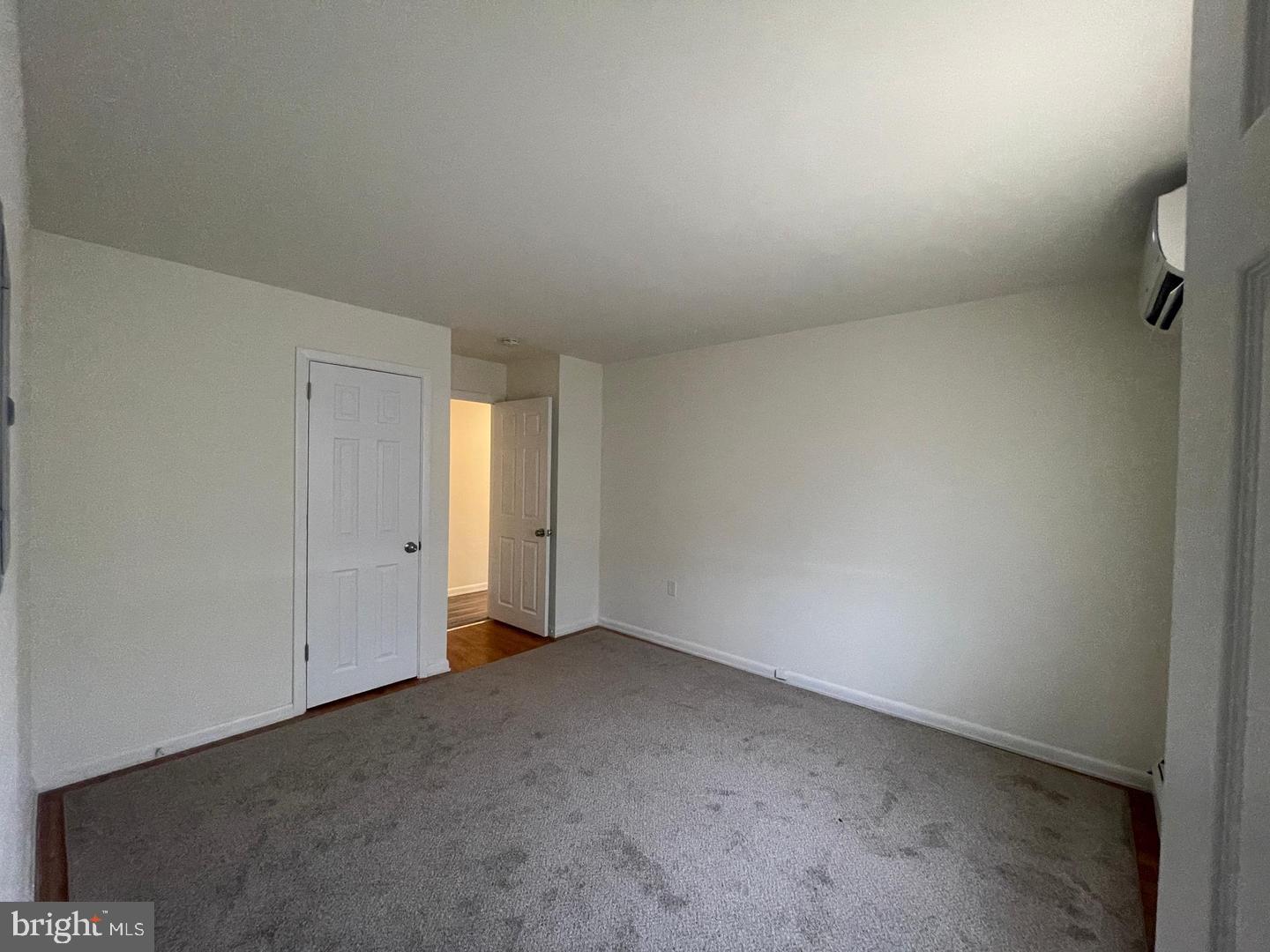 233-b 2nd Fl Roesch Ave #b Property Photo 13