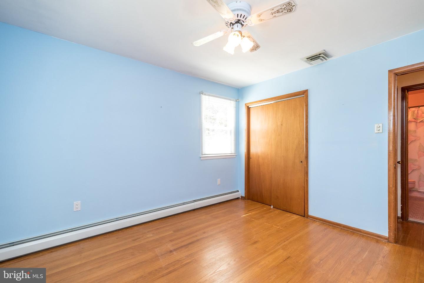 928 Twining Rd Property Photo 16