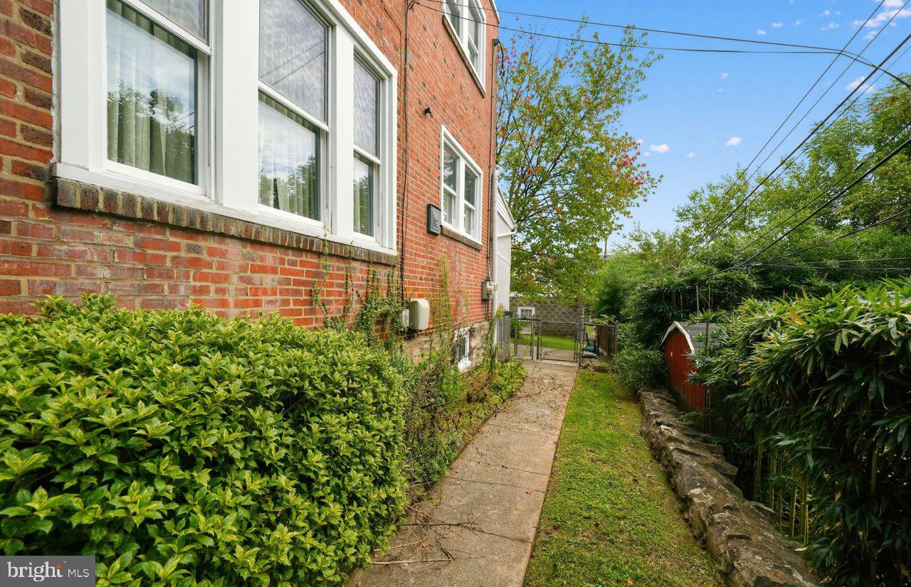 1314 Pine St Property Photo 4
