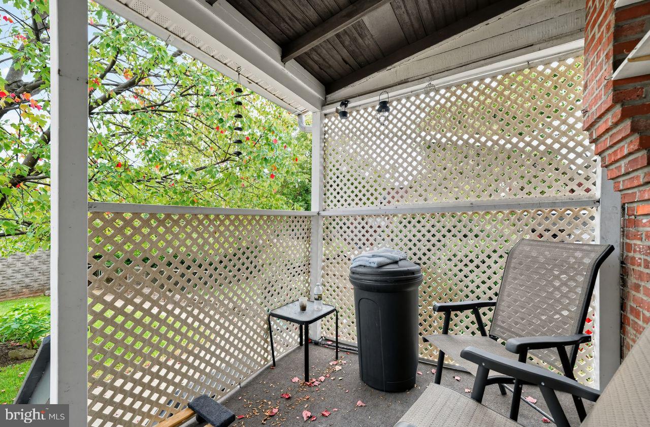 1314 Pine St Property Photo 18