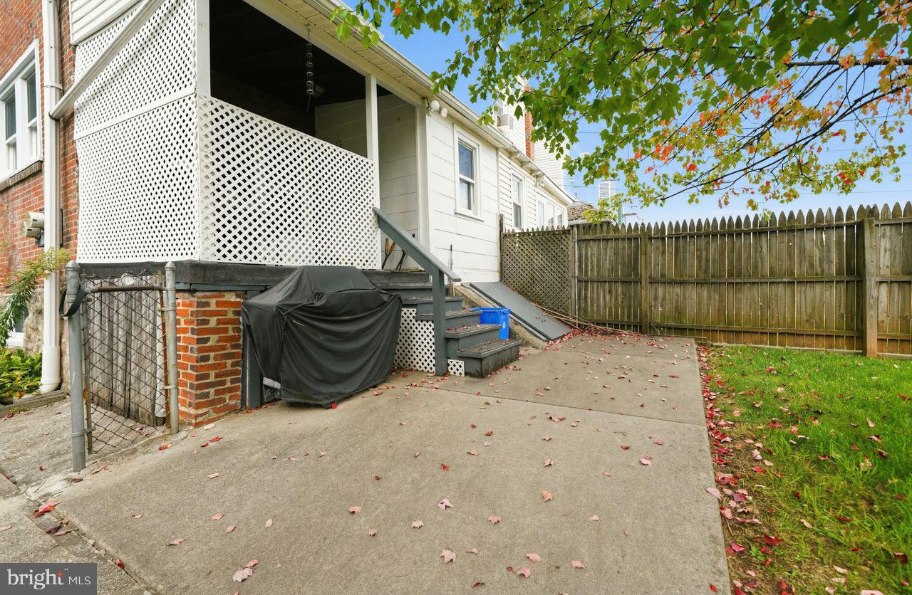 1314 Pine St Property Photo 19