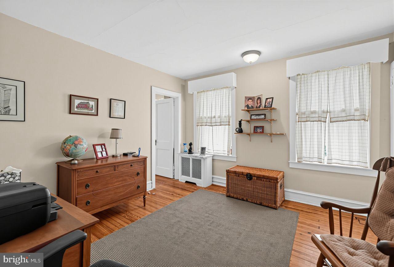 1314 Pine St Property Photo 25