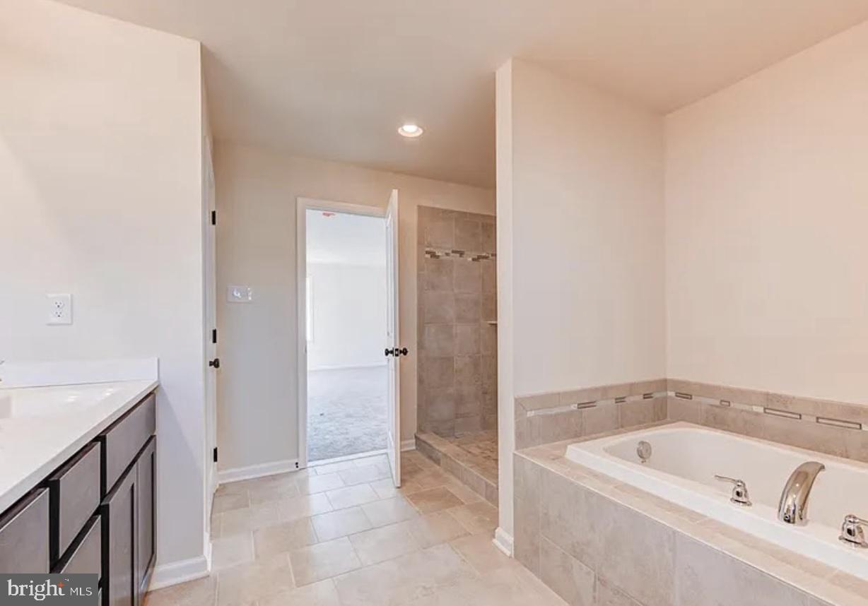 3948 Parestis Rd Property Photo 14