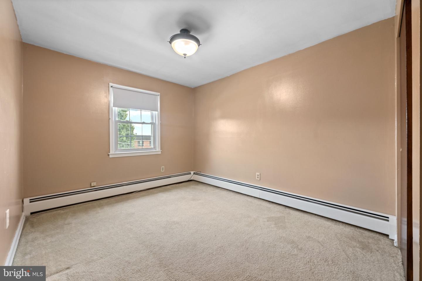 641 Caroline Dr # Property Photo 26