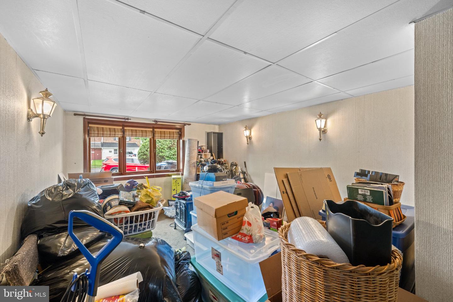 641 Caroline Dr # Property Photo 31