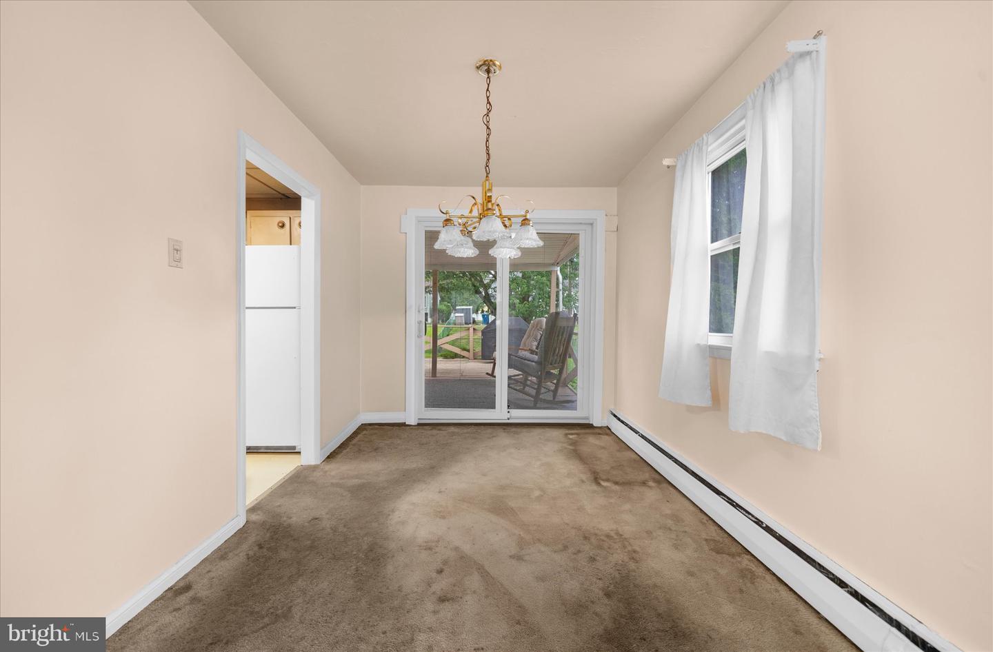 536 Poplar St Property Photo 8