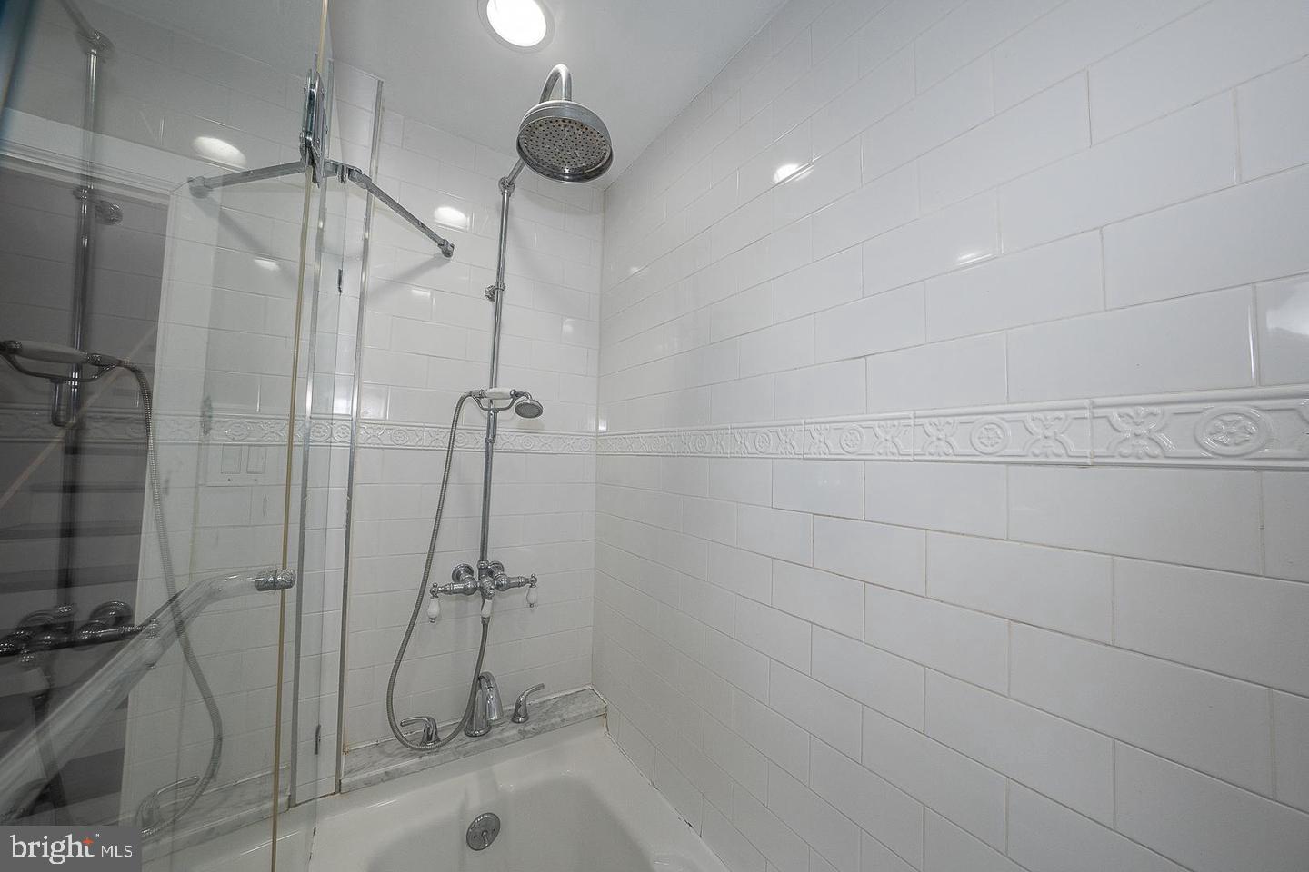625 Chelten Hills Dr Property Photo 30