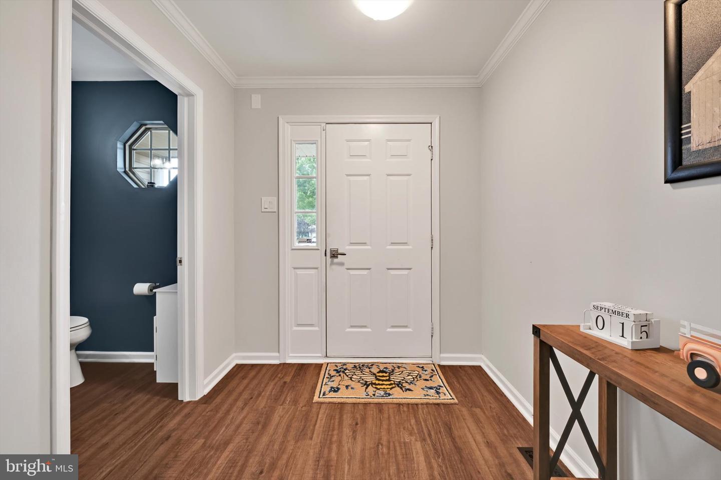 2806 Gateway Dr # Property Photo 7