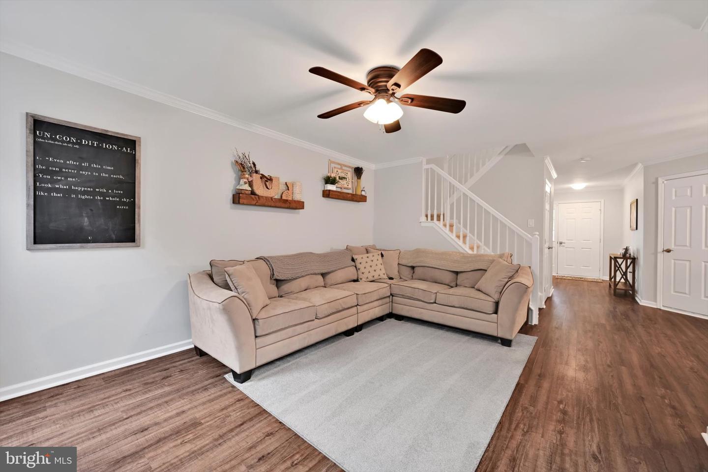 2806 Gateway Dr # Property Photo 9