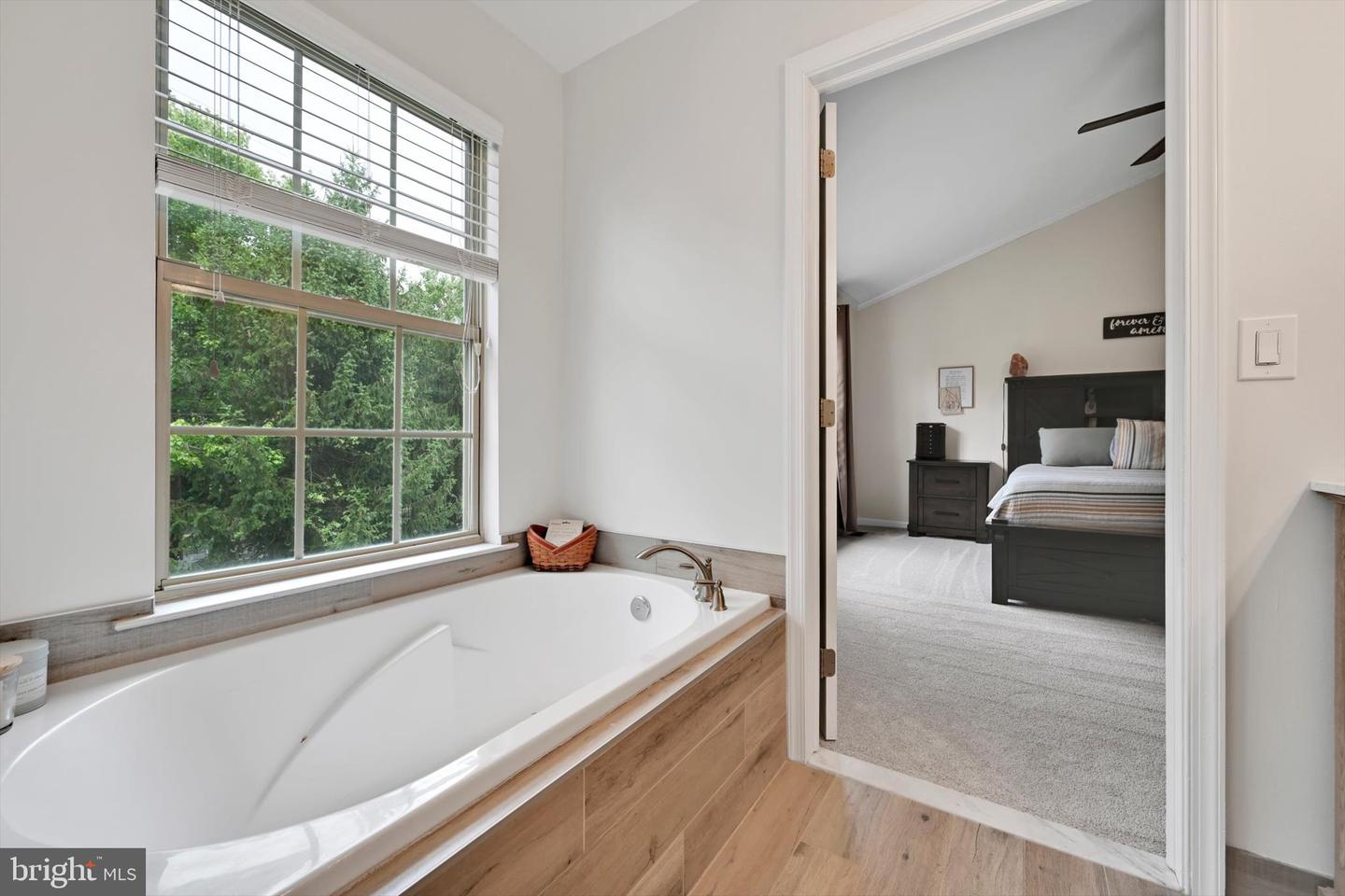 2806 Gateway Dr # Property Photo 26