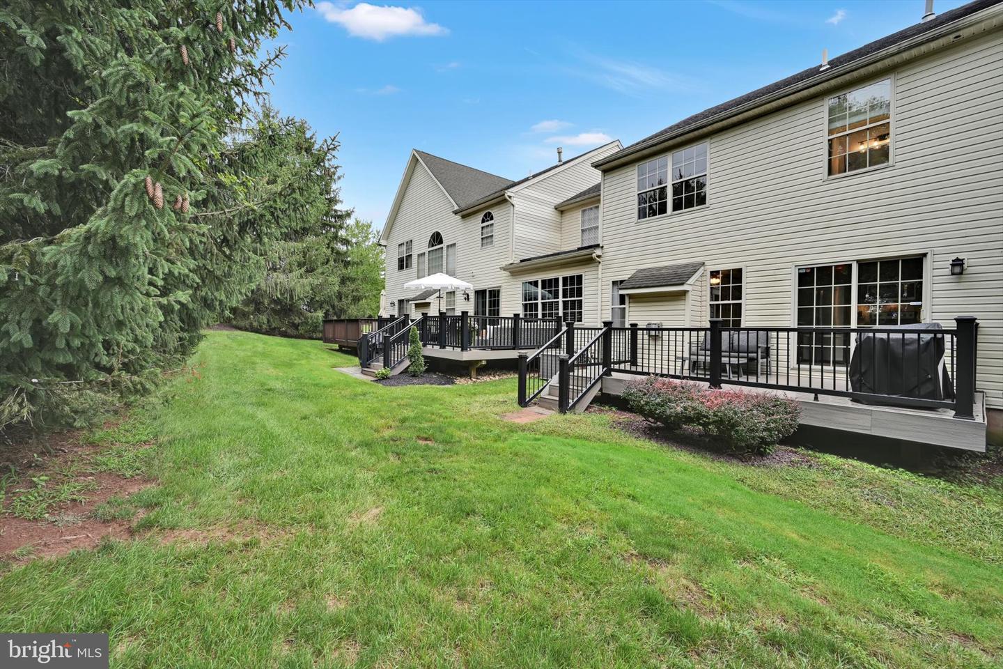 2806 Gateway Dr # Property Photo 43
