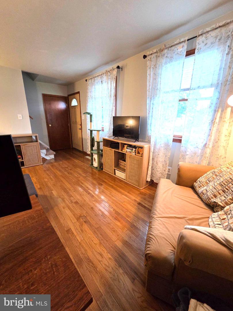 197 Washington # Property Photo 5