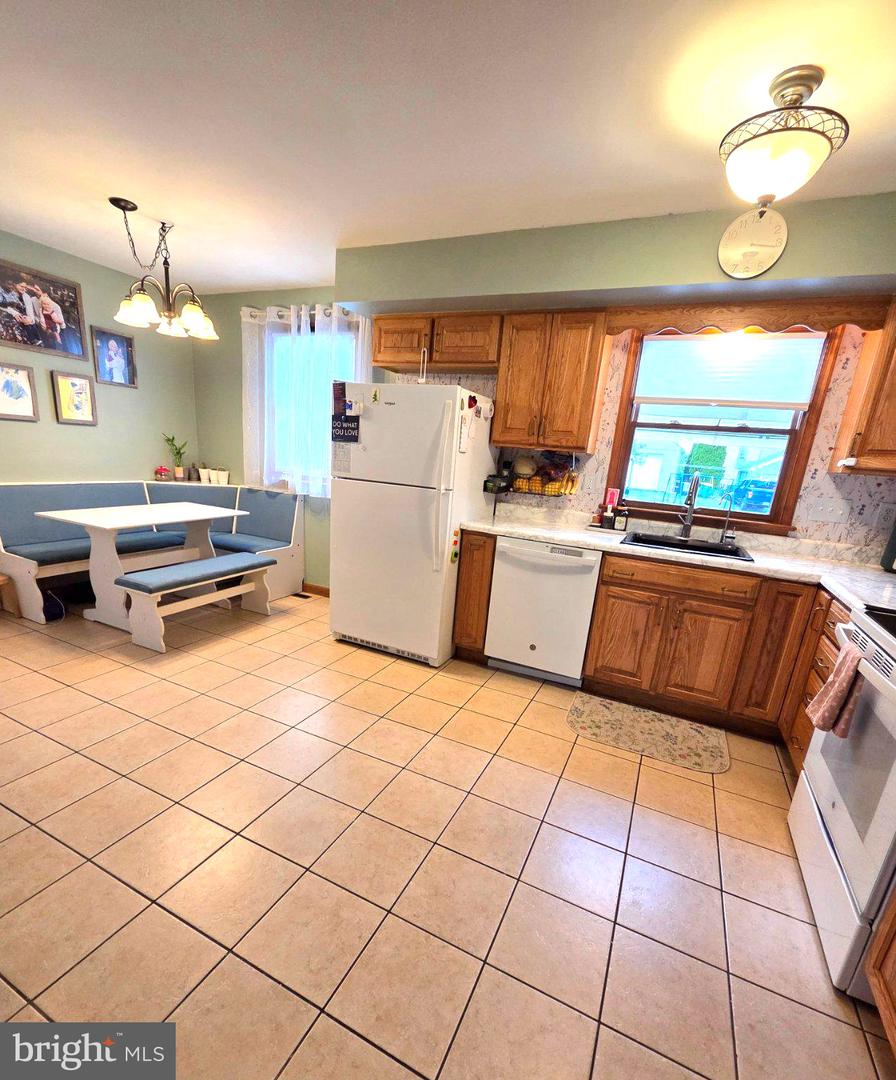 197 Washington # Property Photo 6