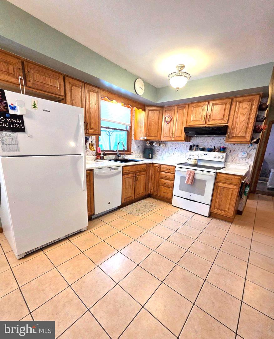 197 Washington # Property Photo 7
