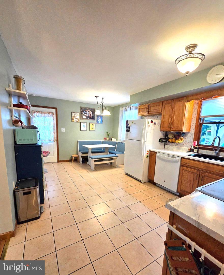 197 Washington # Property Photo 9