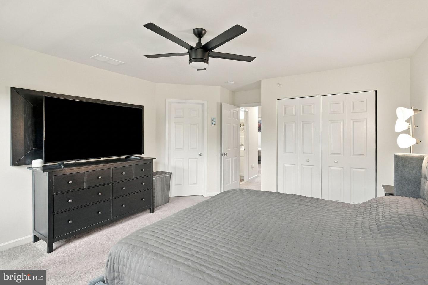 204 Spring Ln Property Photo 13