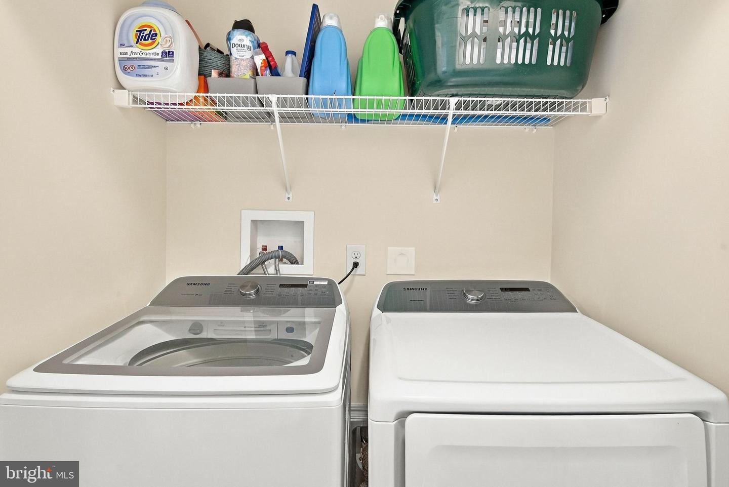 204 Spring Ln Property Photo 18