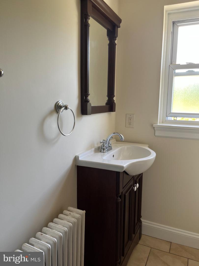 18 W Spring Ave #2 Property Photo 10