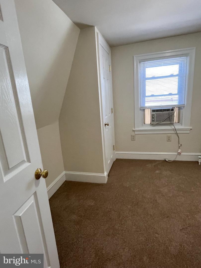 18 W Spring Ave #2 Property Photo 17